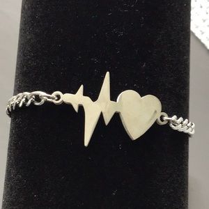 Heartbeat Bracelet Figaro Chain Silver